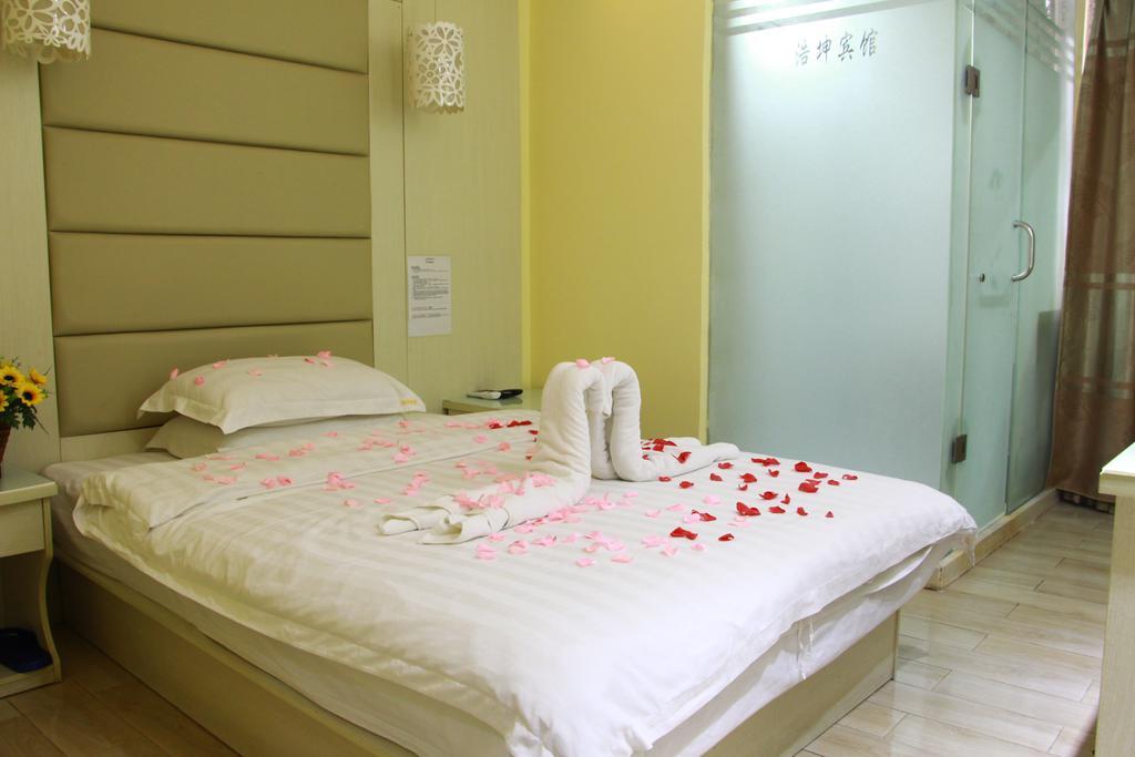Yimi Inn Chen Clan Academy Metro Station Branch Guangzhou Exterior foto